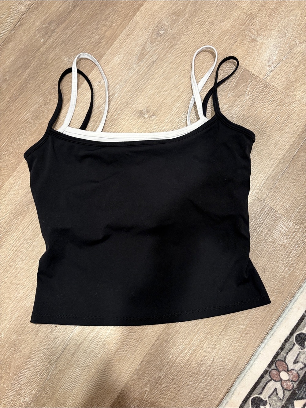 Black Double-Strap Cropped Tank Top - Unbranded